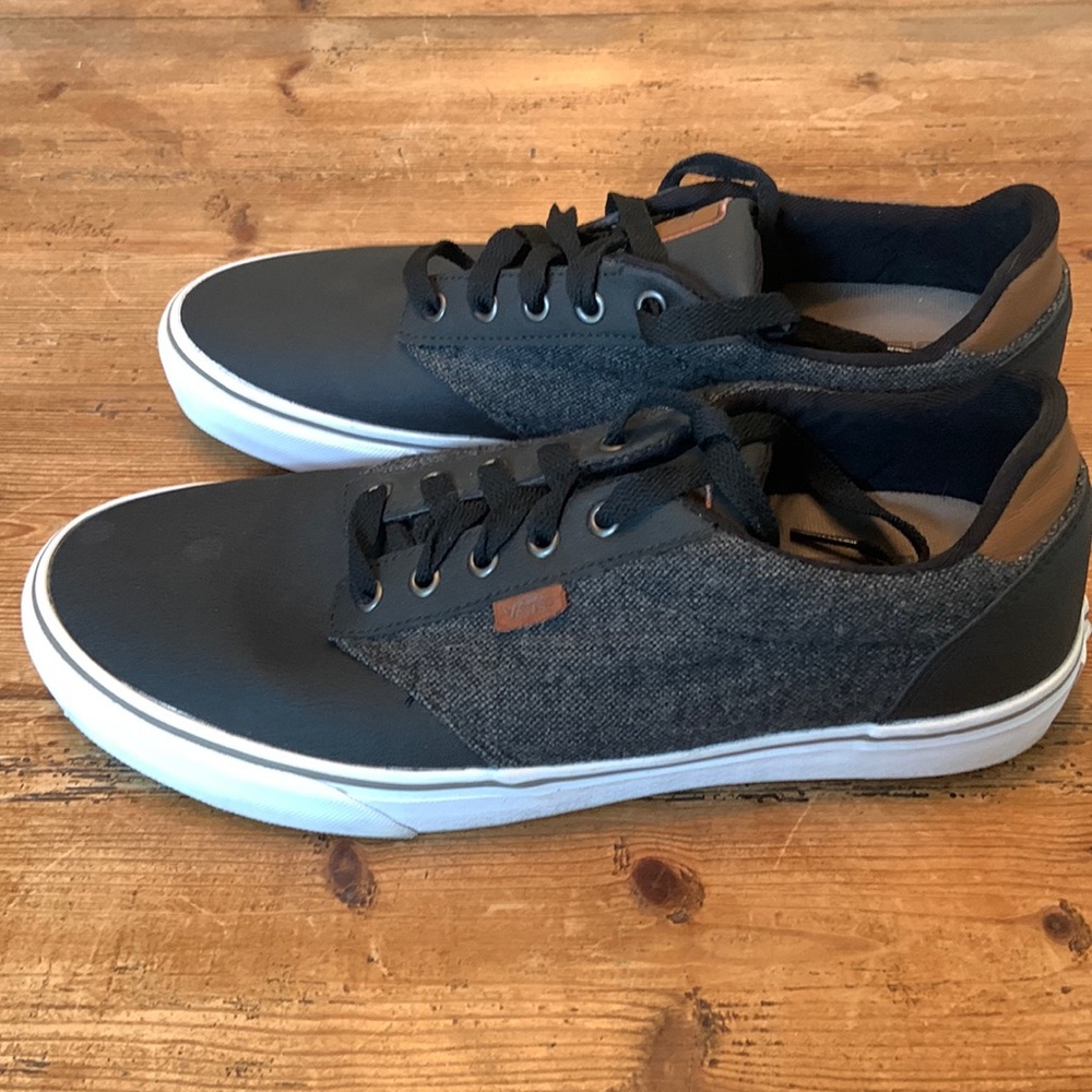 Vans shoes - mens